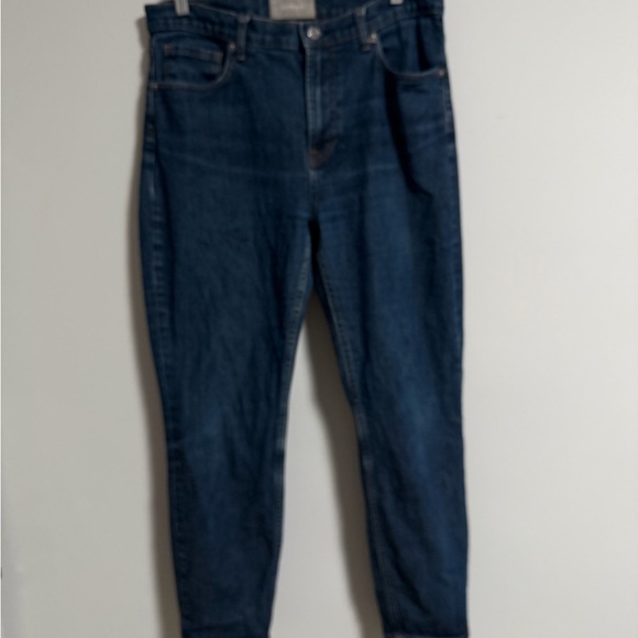 Everlane Women's Straight Leg Slightly Distressed Ankle Jeans in Dark Blue 31 - Picture 3 of 15